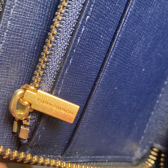 Tory Burch Black Wallet with Gold Accents - Picture 6 of 8